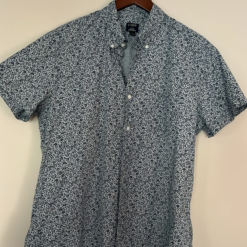 J crew Large flex washed button up